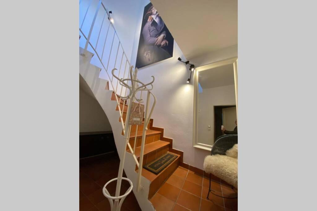 Terrassen Appartement Ueber Den Daechern Von Krems Krems an der Donau Exterior foto
